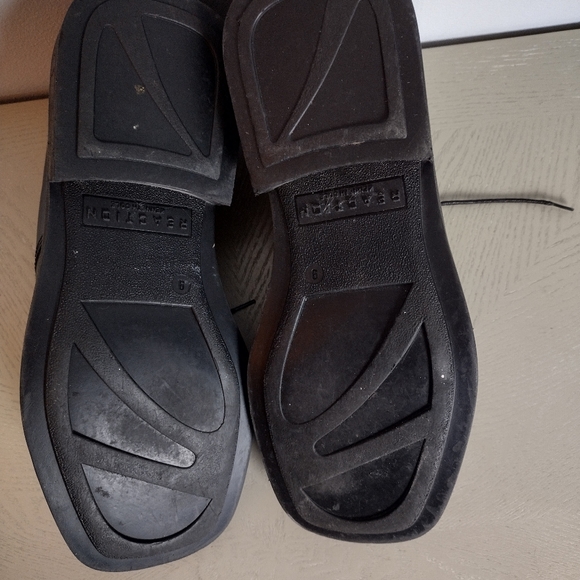 Kenneth Cole Reaction Shoes size 9 - Picture 3 of 5